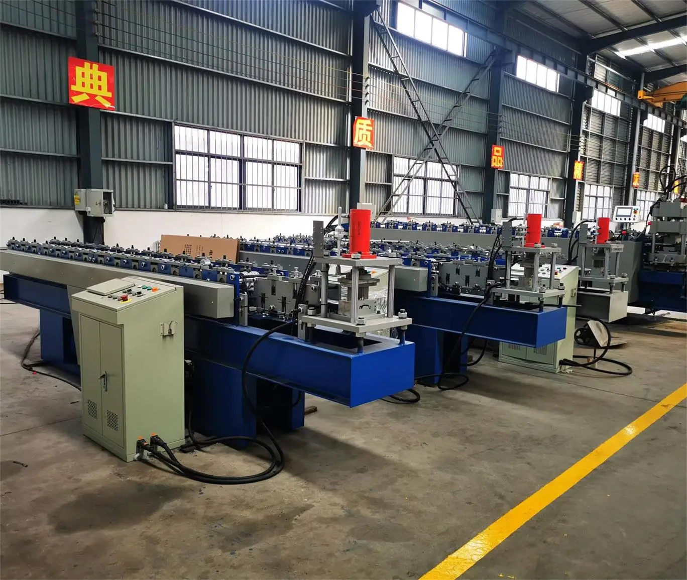 roller shutter door machine